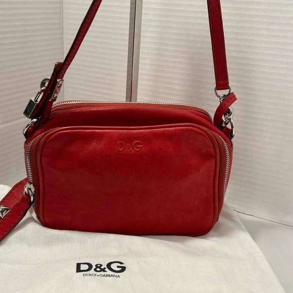 D&G Red Leather Top Zip Camera Shoulder BagW/Dust bag - Picture 16 of 16